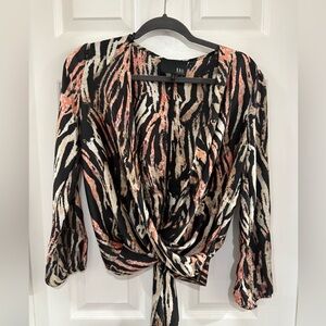 Kaii Los Angeles Wrap Top